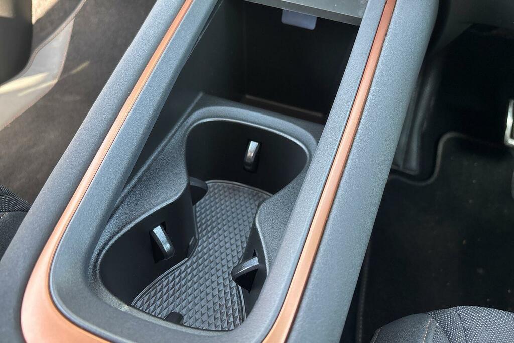 Cupra Born 150Kw V1 58Kwh White #23