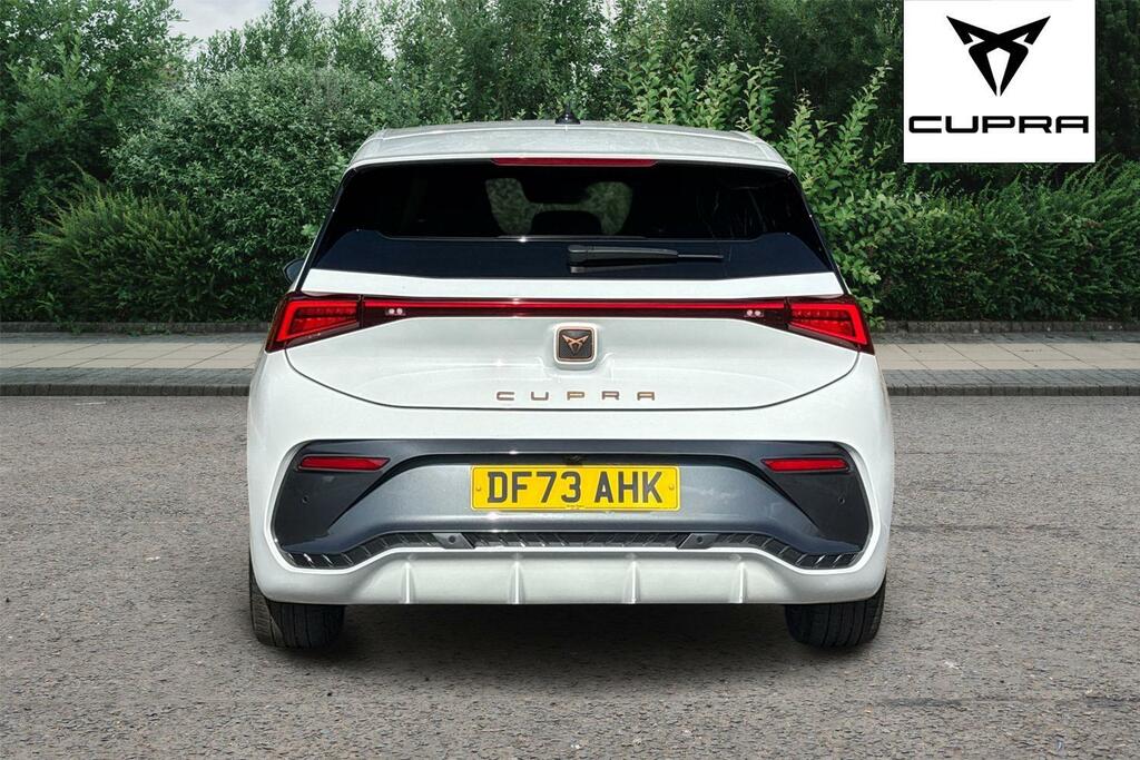 Cupra Born 150Kw V1 58Kwh White #8