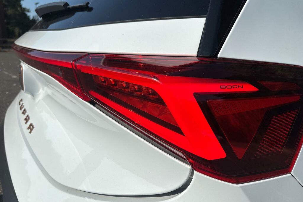 Cupra Born 150Kw V1 58Kwh White #32