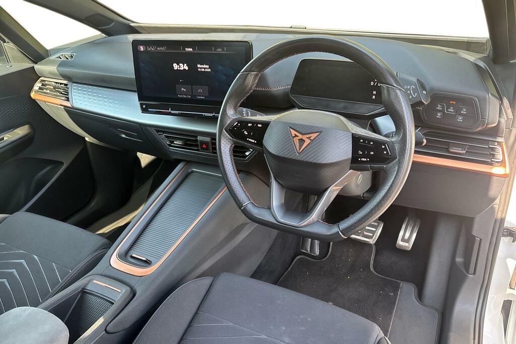 Cupra Born 150Kw V1 58Kwh White #6