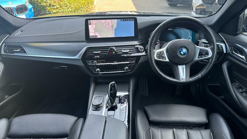 BMW 5 Series 530E M Sport Saloon Black #4