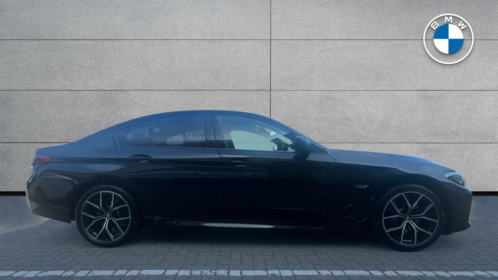 BMW 5 Series 530E M Sport Saloon Black #3