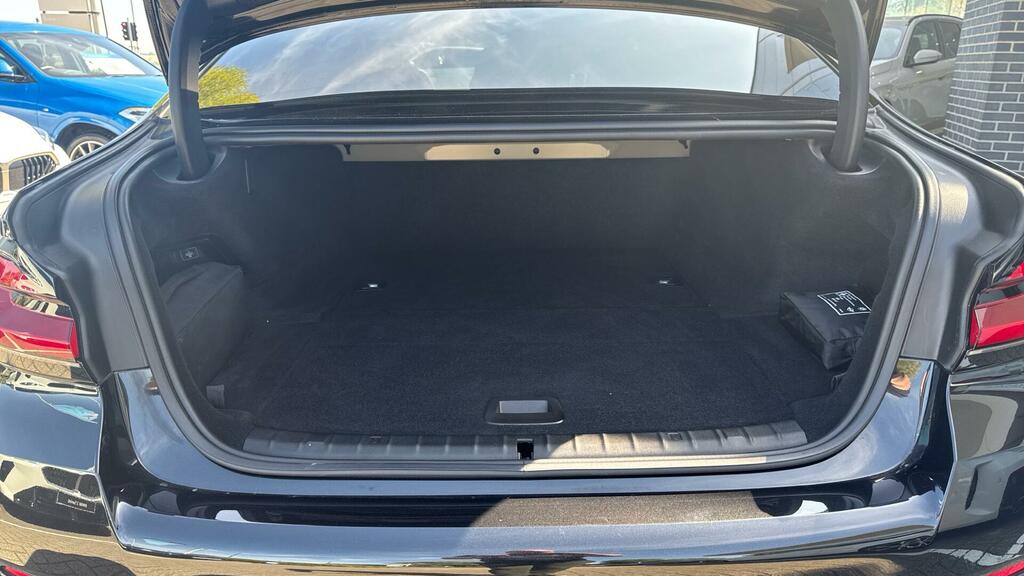BMW 5 Series 530D Xdrive M Sport Saloon Black #13