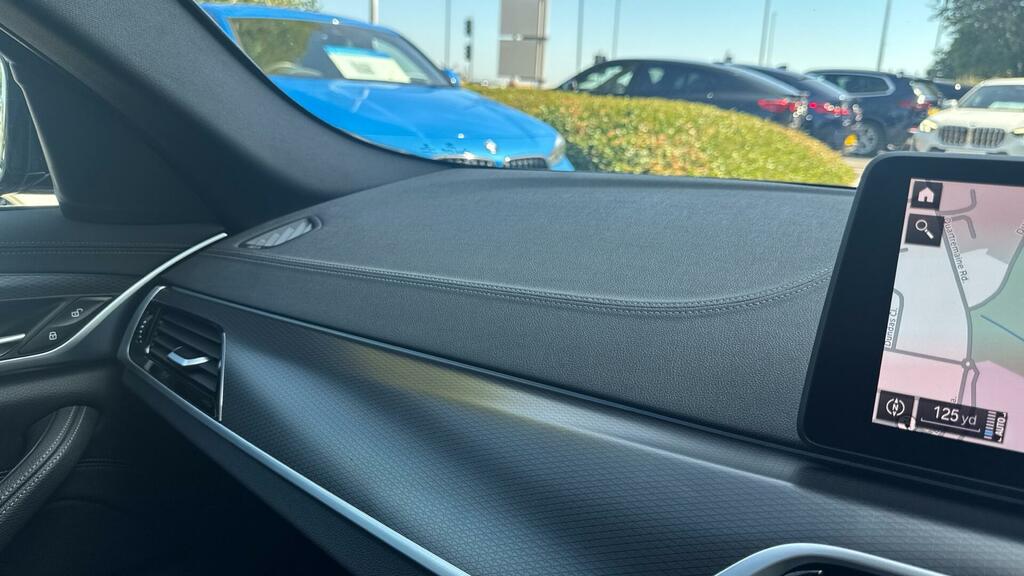 BMW 5 Series 530D Xdrive M Sport Saloon Black #48
