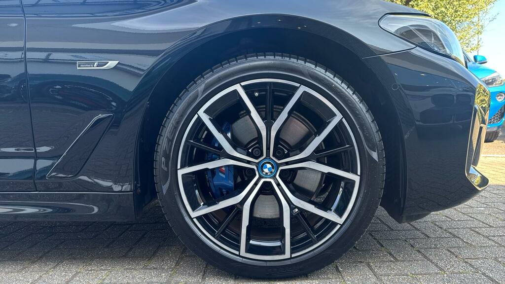 BMW 5 Series 530D Xdrive M Sport Saloon Black #14