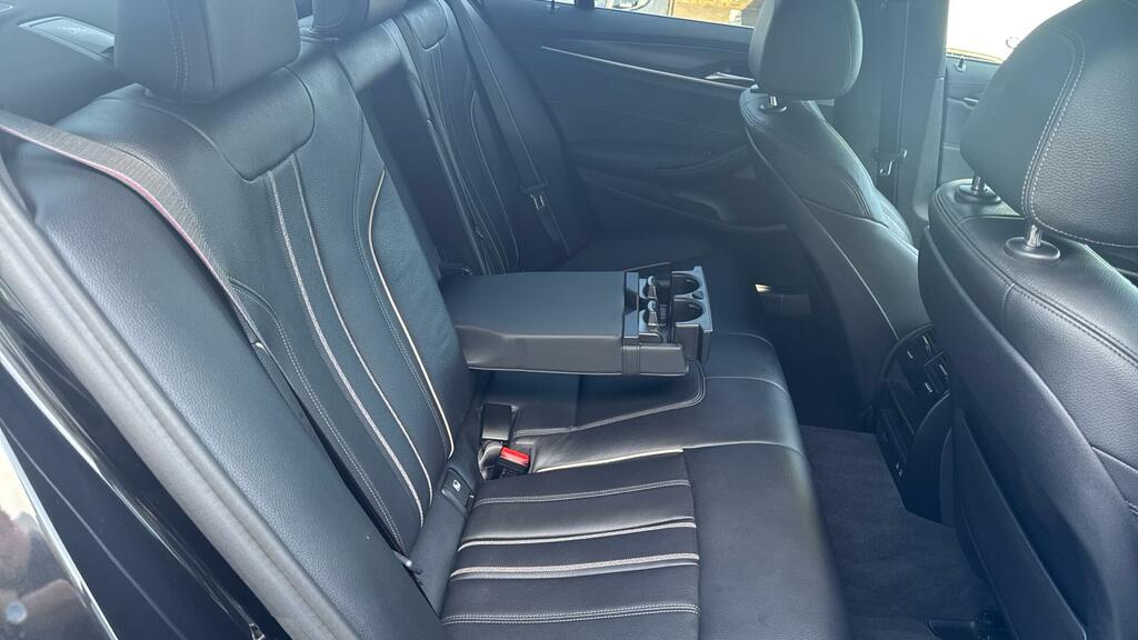 BMW 5 Series 530D Xdrive M Sport Saloon Black #39
