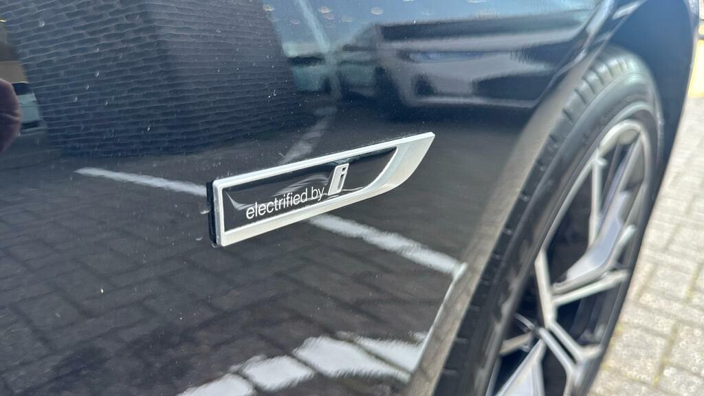 BMW 5 Series 530D Xdrive M Sport Saloon Black #35