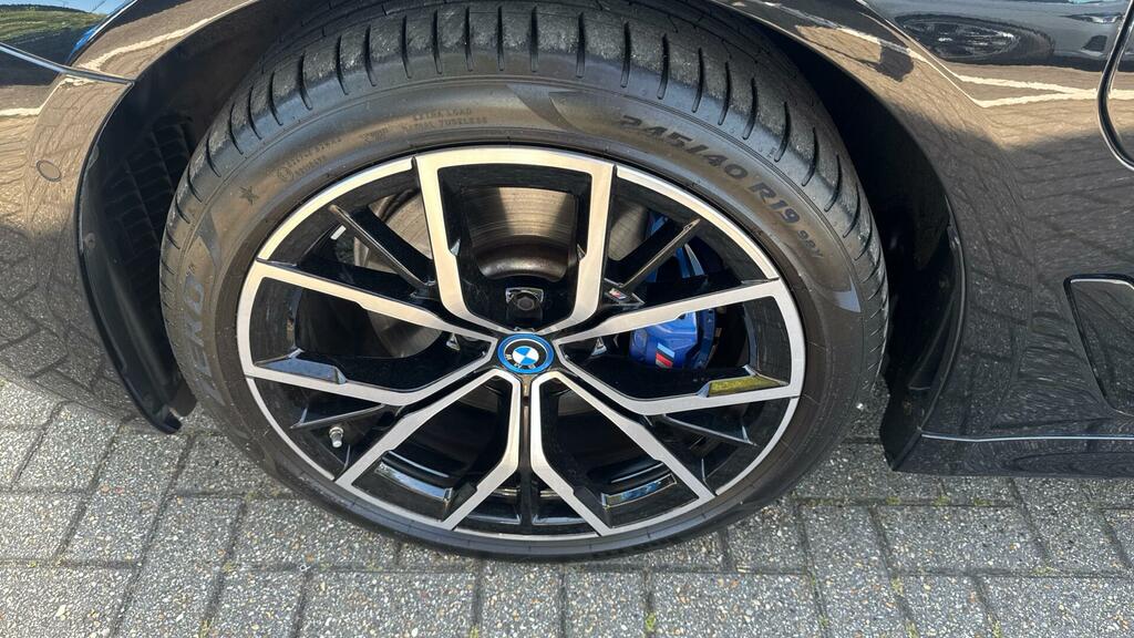 BMW 5 Series 530D Xdrive M Sport Saloon Black #61
