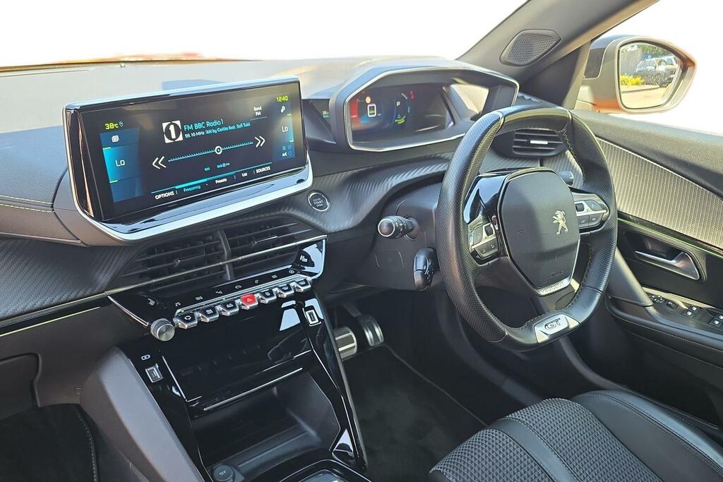 Peugeot e-2008 50Kwh Gt 7Kw Charger Orange #6