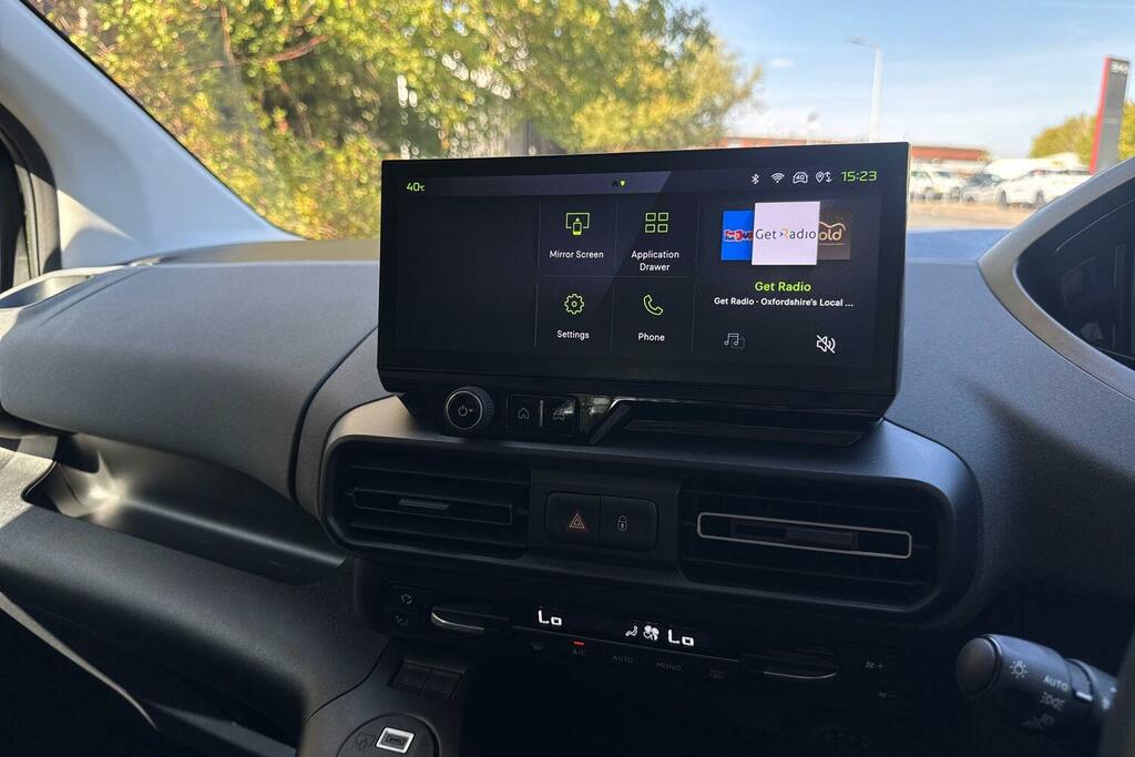 Peugeot e-Rifter 52Kwh Gt Standard Mpv 7.4Kw Cha Black #11