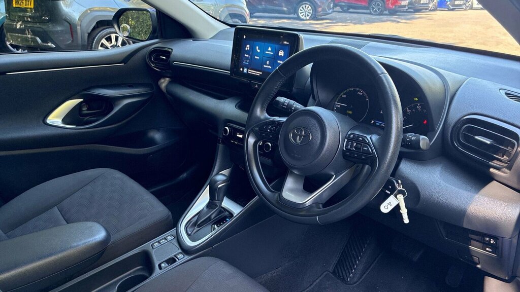 Toyota Yaris 1.5 Vvt-h Design E-cvt Euro 6 Ss Black #12