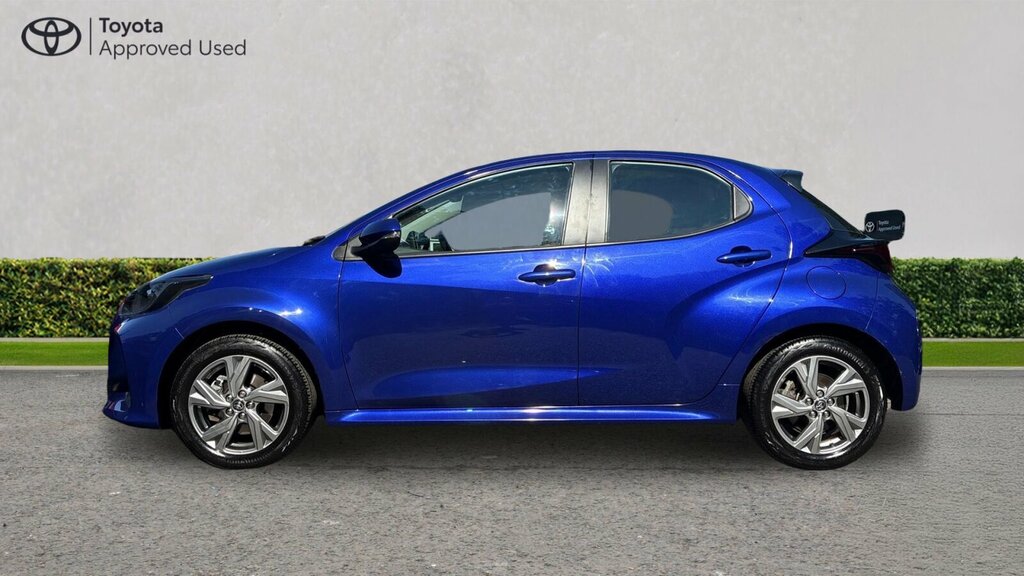 Toyota Yaris 1.5 Vvt-h Design E-cvt Euro 6 Ss Black #25