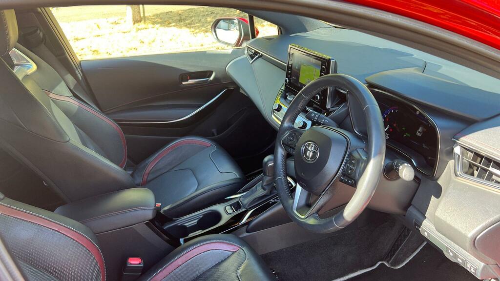 Toyota Corolla 1.8 Vvt-i Hybrid Trek Cvt Red #12