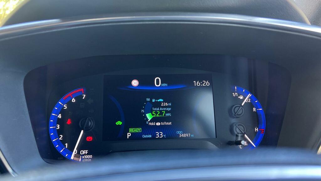 Toyota Corolla 1.8 Vvt-i Hybrid Trek Cvt Red #11