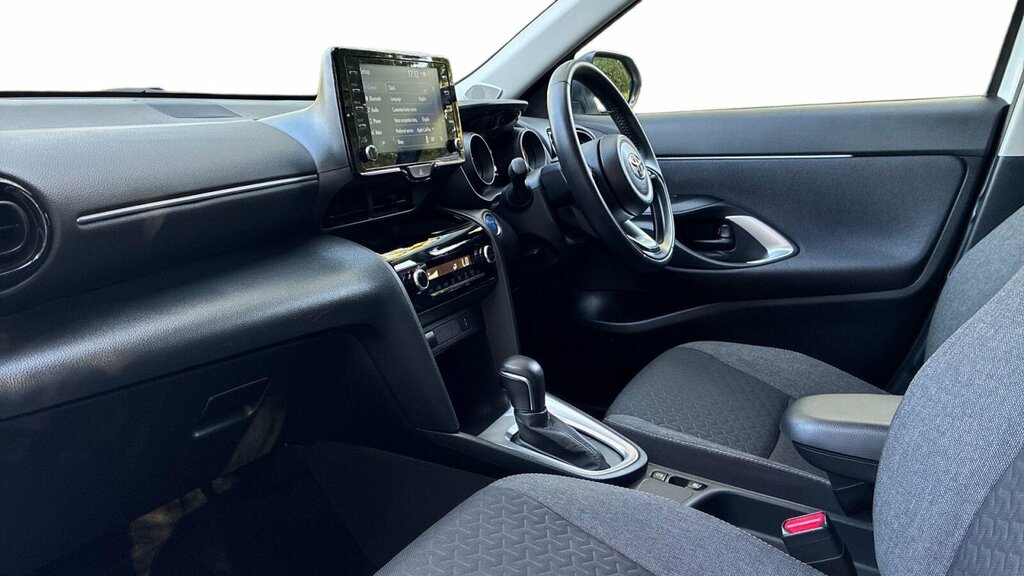 Toyota Yaris Cross 1.5 Vvt-h Icon E-cvt Euro 6 Ss White #5