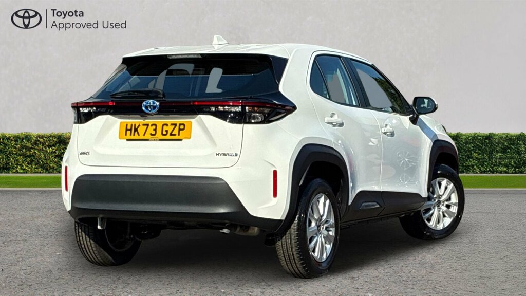 Toyota Yaris Cross 1.5 Vvt-h Icon E-cvt Euro 6 Ss White #2