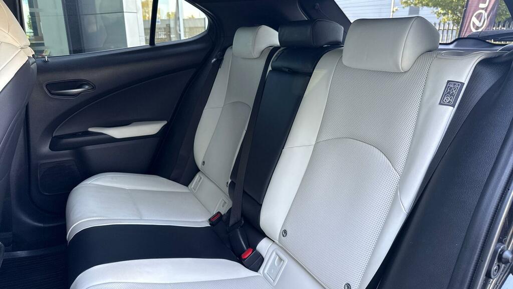 Lexus UX 250H 2.0 F-sport Cvt Premium Plussunroof  #14