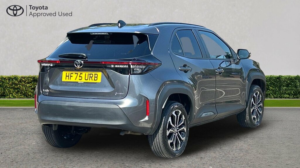 Toyota Yaris Cross 1.5 Vvt-h Design E-cvt Euro 6 Ss Grey #2