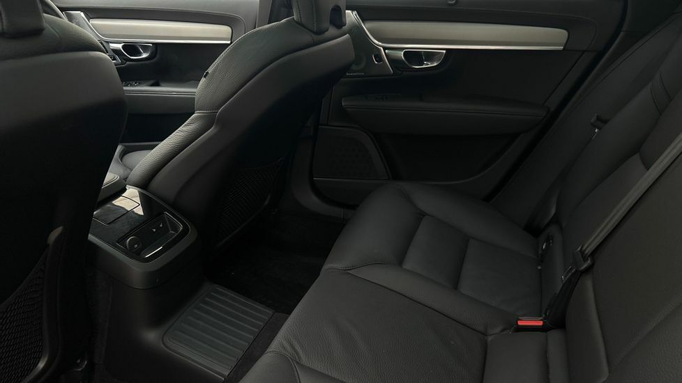 Volvo V90 Ultra, T8 Awd Plug-in Hybrid, Dar Black #7