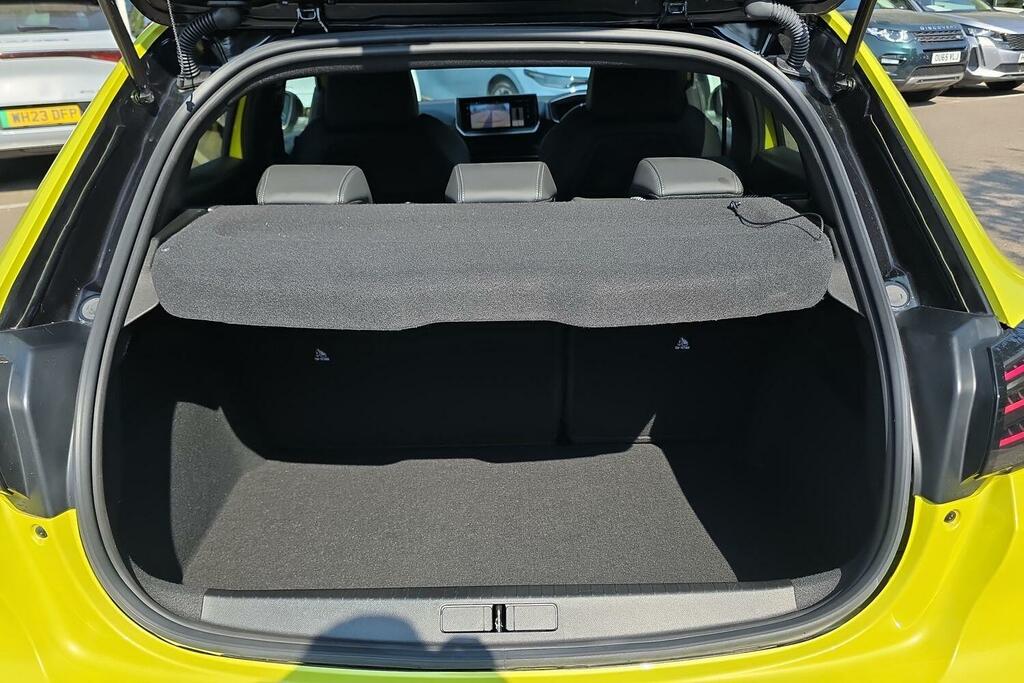 Peugeot 208 1.2 Puretech 100 Allure Cwvehiclemarketing Black #41
