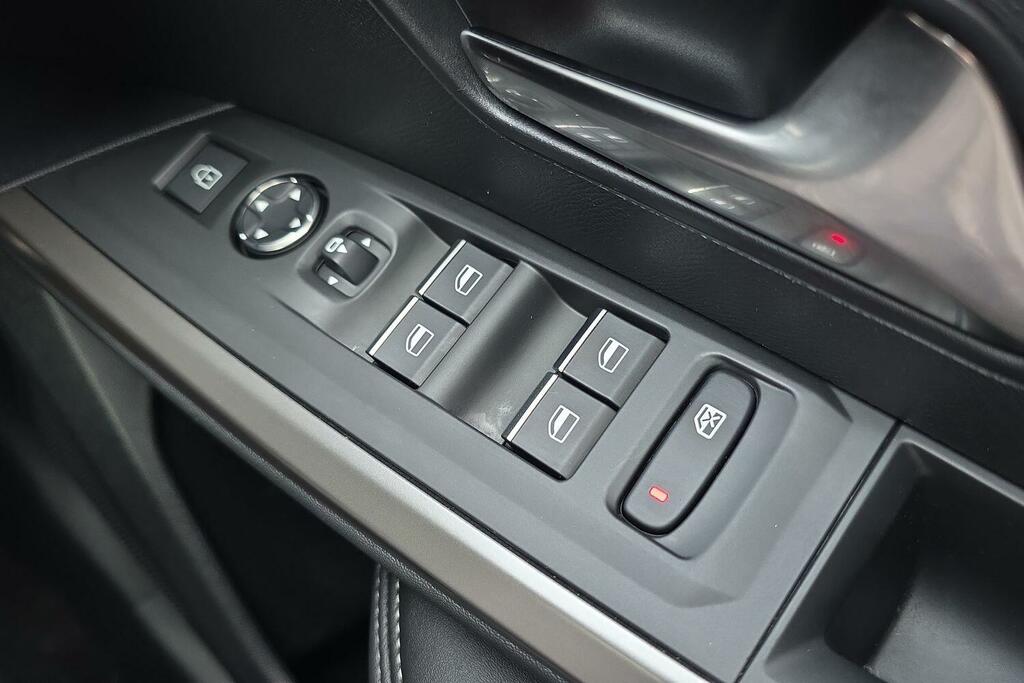 Peugeot 5008 1.2 Hybrid 136 Gt E-dsc6 Blue #32