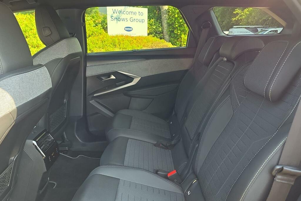 Peugeot 5008 1.2 Hybrid 136 Gt E-dsc6 Blue #42