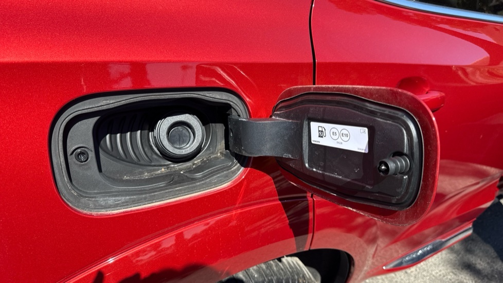 Volvo XC60 2.0H T8 Recharge 18.8Kwh Inscription Pro Awd Black #34