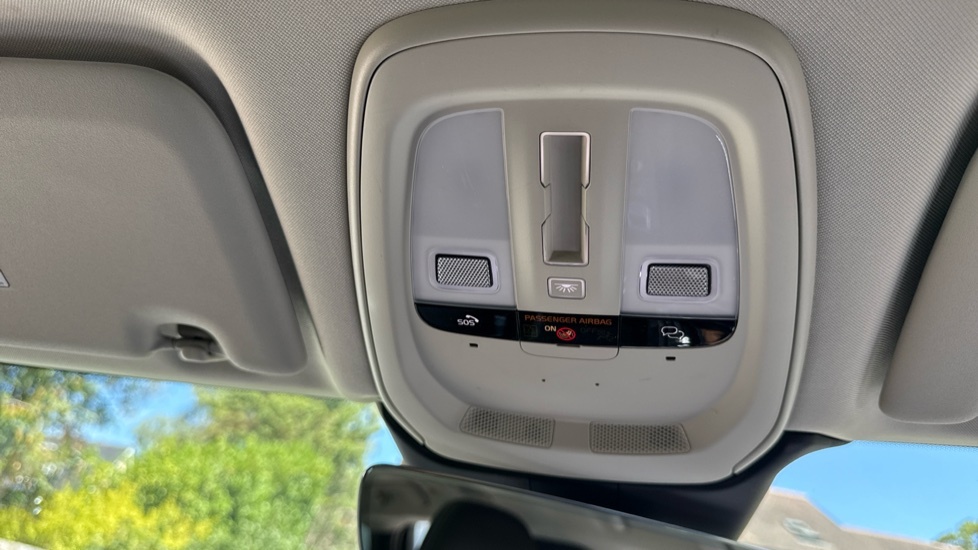Volvo XC60 2.0H T8 Recharge 18.8Kwh Inscription Pro Awd Black #26