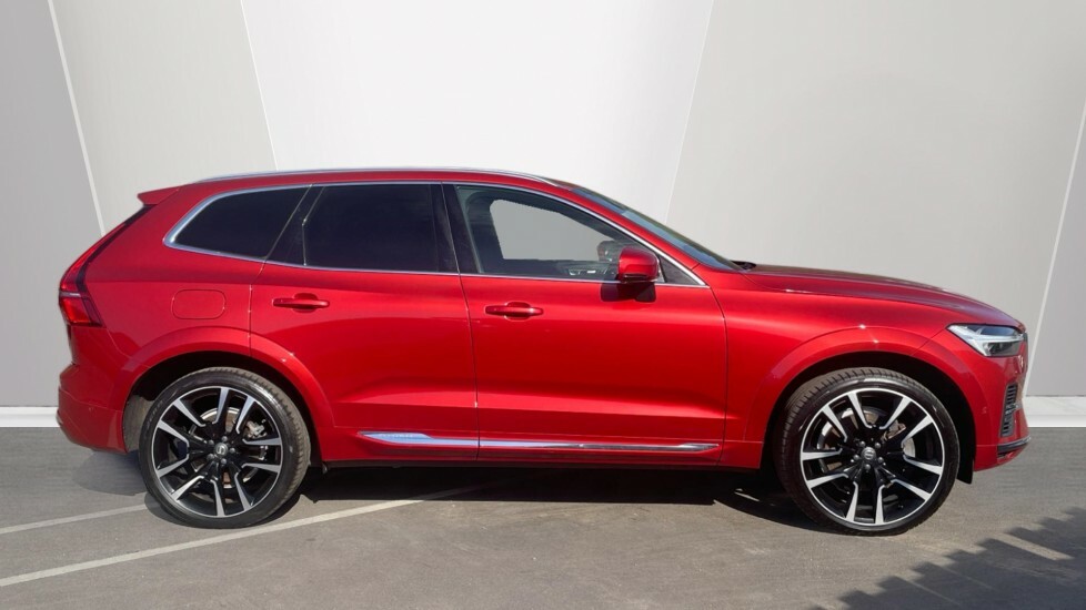 Volvo XC60 Recharge Ultimate, T8 Awd Plug-in Hybrid, Red #3