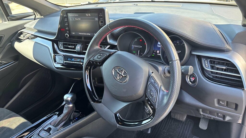 Toyota C-Hr 1.8 Hybrid Gr Sport Cvt White #12