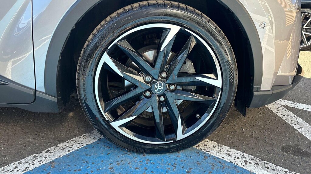 Toyota C-Hr 1.8 Hybrid Gr Sport Cvt White #26