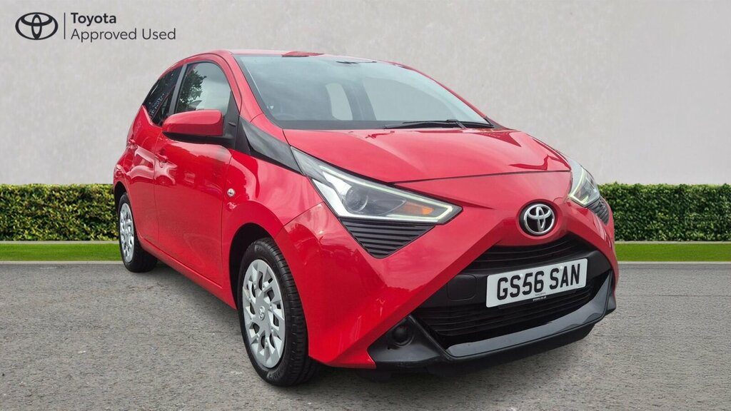 Toyota Aygo 1.0 Vvt-i X-play X-shift Euro 6 Red