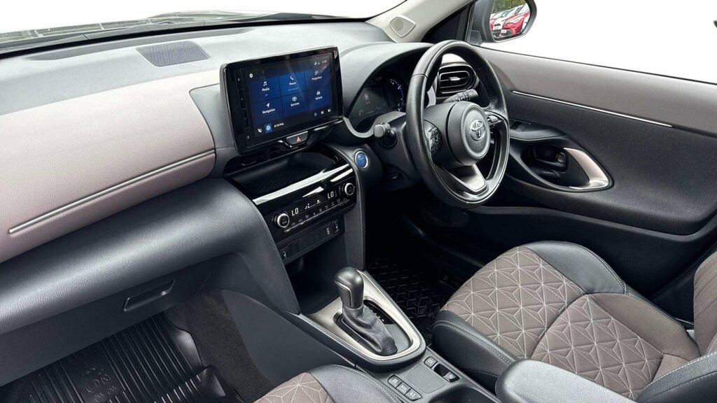 Toyota Yaris Cross 1.5 Vvt-h Excel E-cvt Euro 6 Ss Grey #5