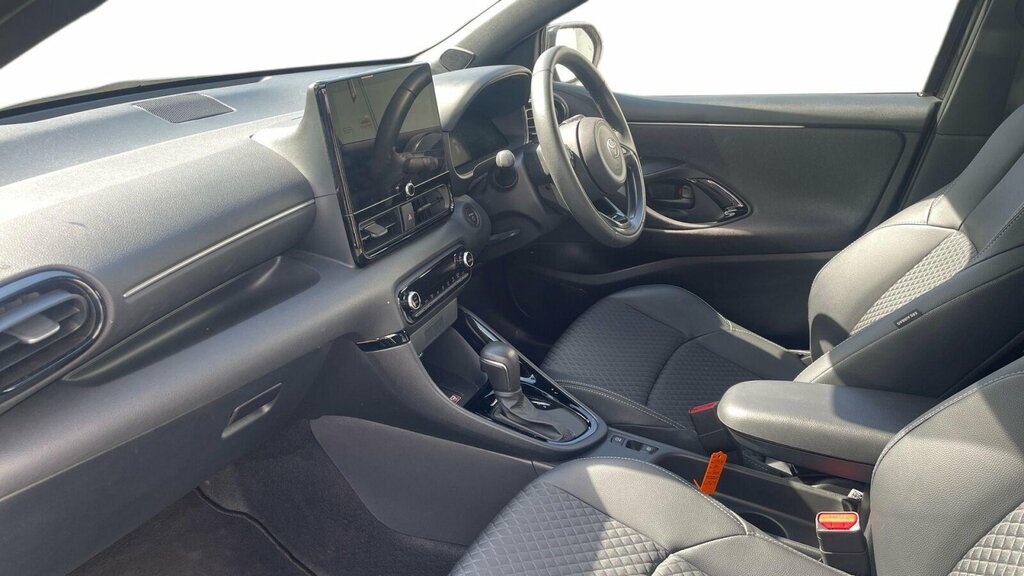 Toyota Yaris 1.5 Vvt-h Excel E-cvt Euro 6 Ss Black #5
