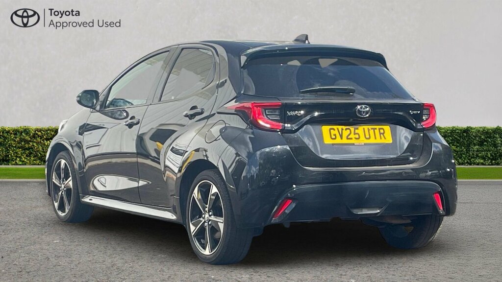 Toyota Yaris 1.5 Vvt-h Excel E-cvt Euro 6 Ss Black #4
