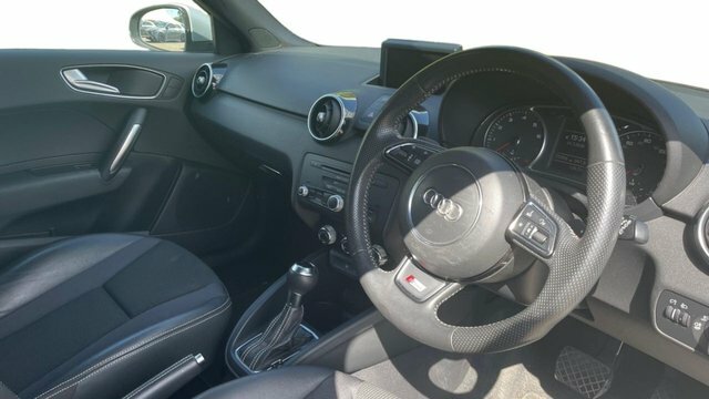 Audi A1 1.4 Tfsi Sport Sportback Euro 5 Black #9