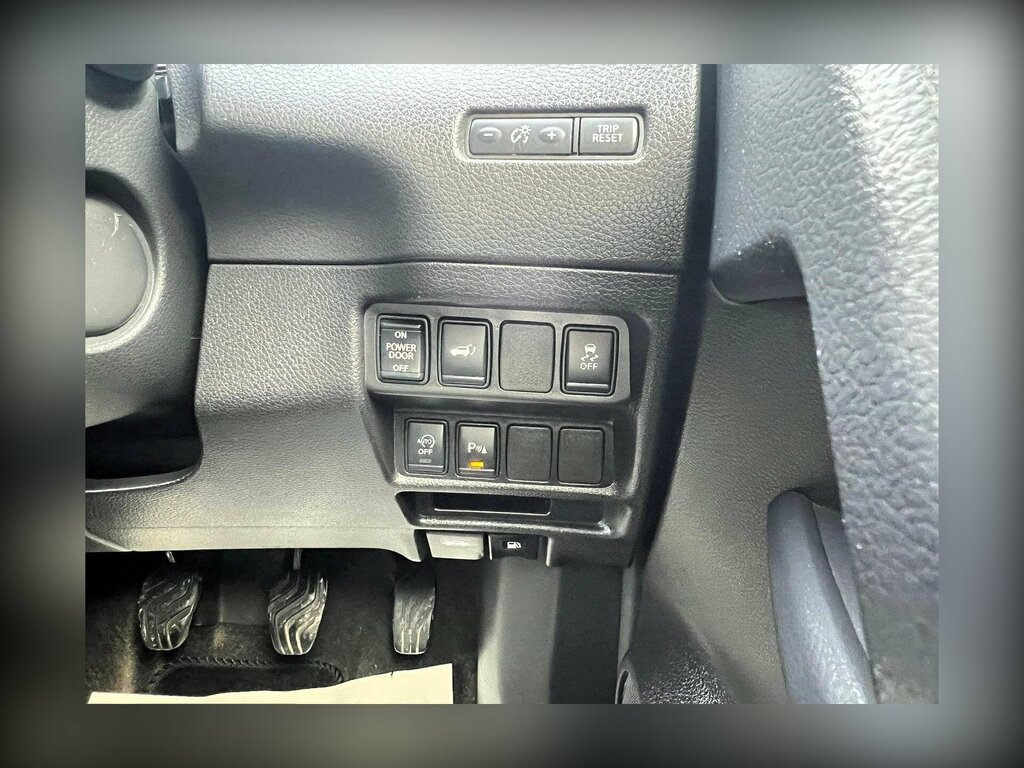 Nissan X-Trail Tekna Black #25