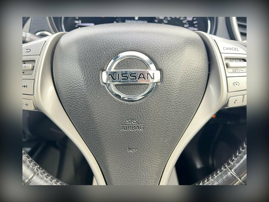 Nissan X-Trail Tekna Black #20
