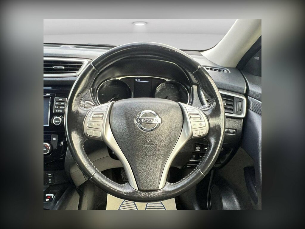 Nissan X-Trail Tekna Black #18