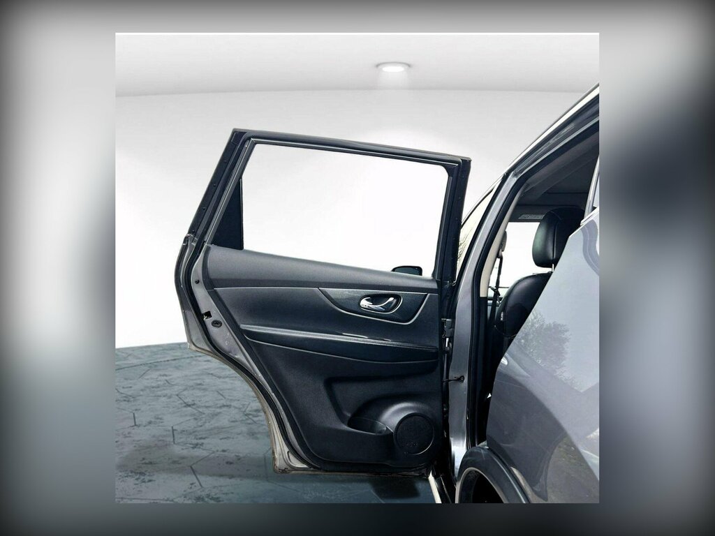 Nissan X-Trail Tekna Black #35