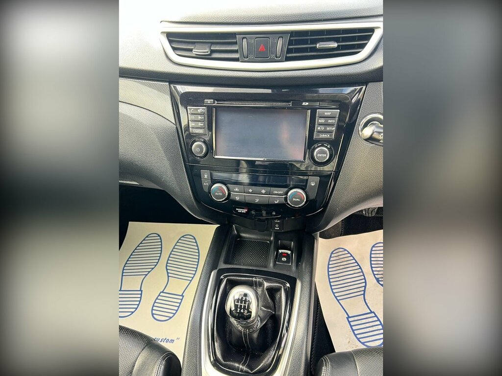 Nissan X-Trail Tekna Black #27