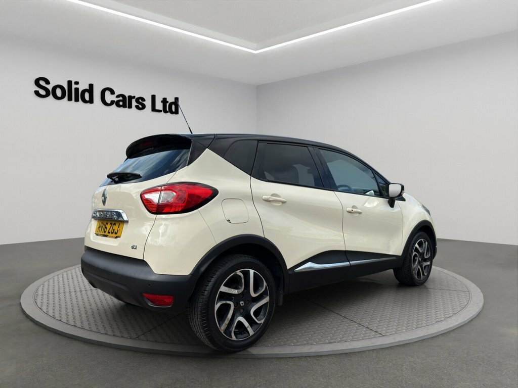 Renault Captur Suv White #6