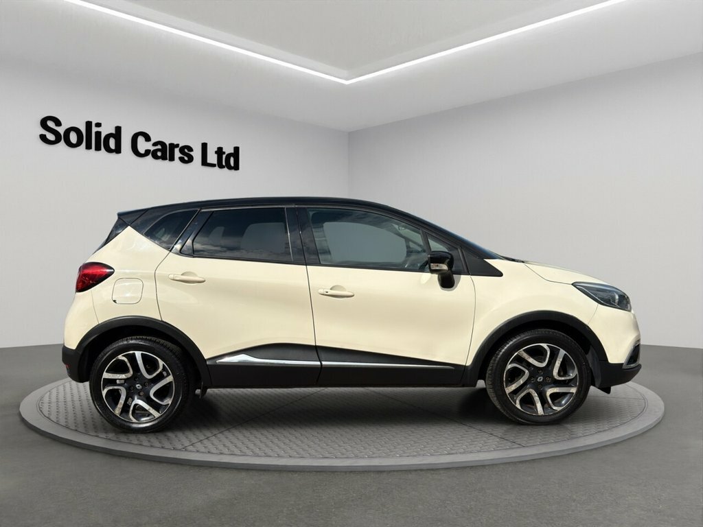 Renault Captur Suv White #5