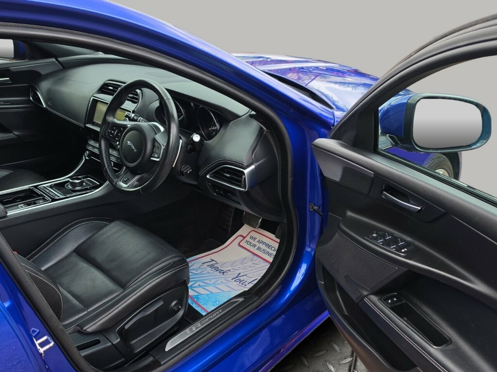 Jaguar XE 2.0I R-sport 200Ps Saloon 4-Door Black #42