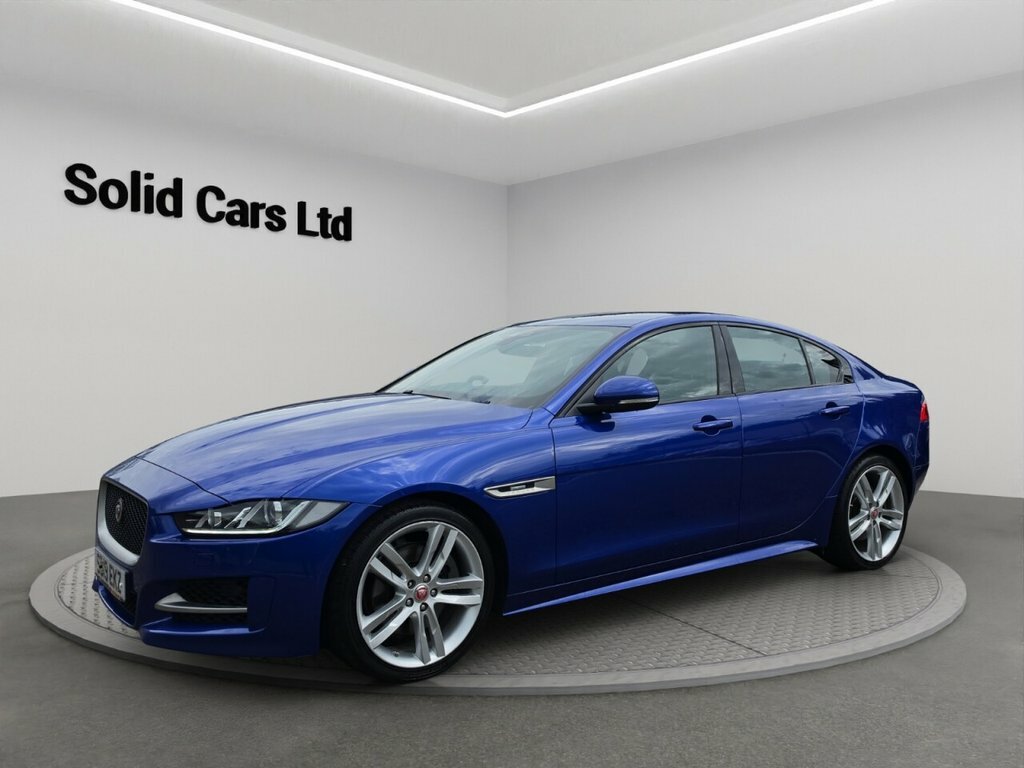 Jaguar XE Saloon Blue