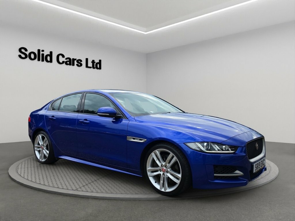 Jaguar XE Saloon Blue #2