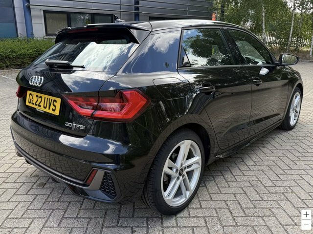 Audi A1 1.0 Tfsi 30 S Line Sportback S Tronic E Black #5