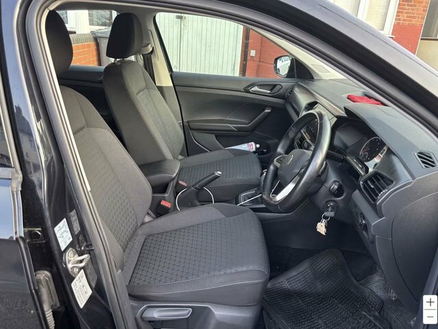 Volkswagen T-Cross 1.0 Tsi Se Suv Dsg Euro 6 S S 110 Ps Black #3