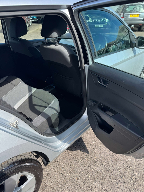 Skoda Fabia 2015 1.2 Tsi Se Hatchback Euro 6 Blue #16