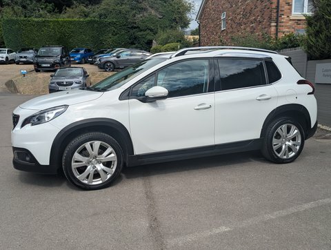 Peugeot 2008 Gt Line 1.2 Puretech 130 Eat6 Black #5